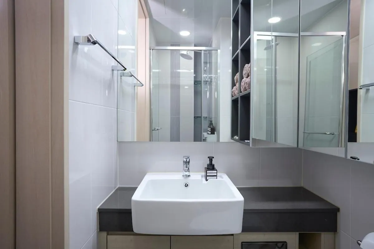 Ocean View-Exclusive Terrace-Yeongjongdo-Incheon Airport 20 Minutes-Full Option Aparthotel