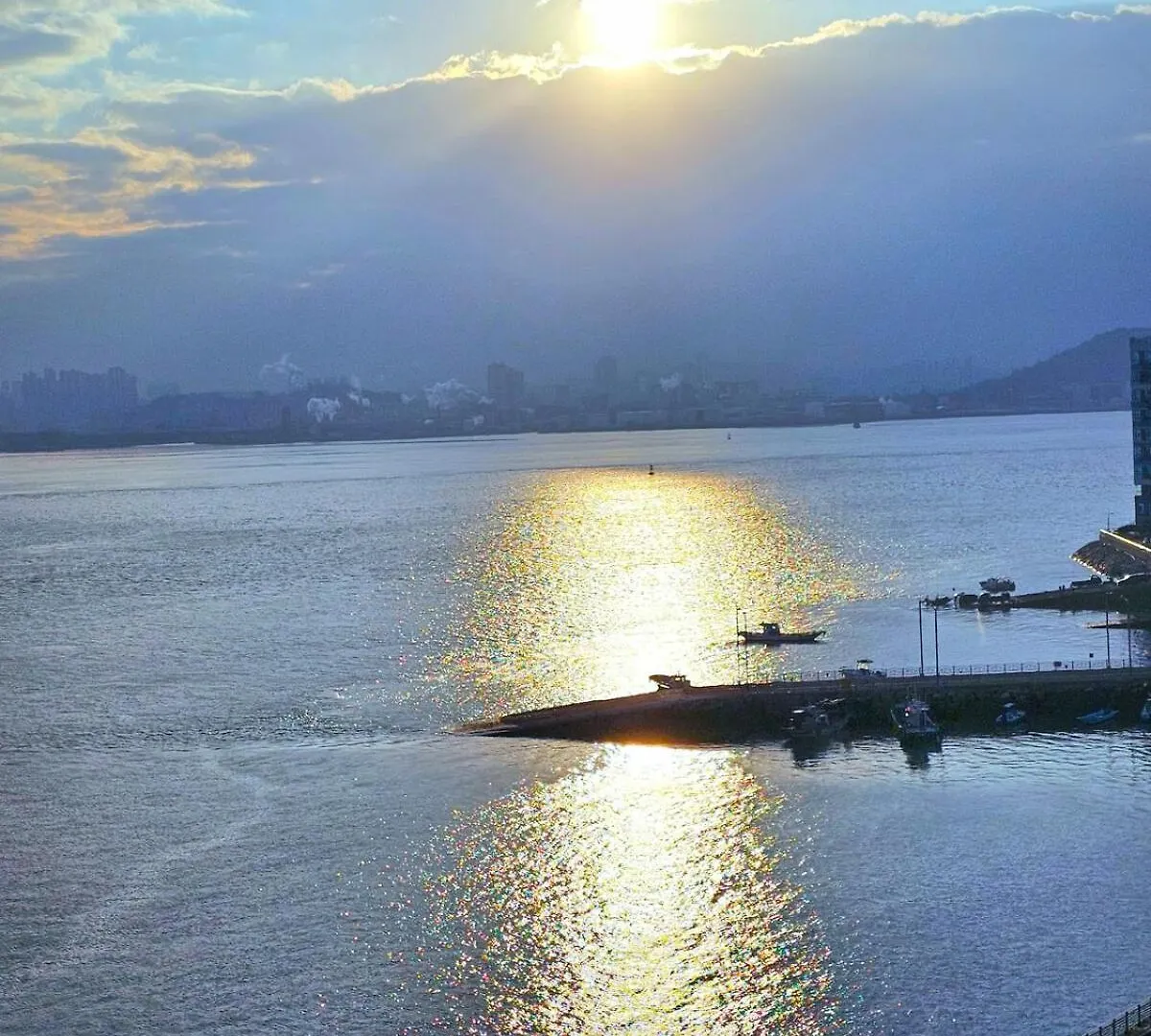 Ocean View-Exclusive Terrace-Yeongjongdo-Incheon Airport 20 Minutes-Full Option Aparthotel