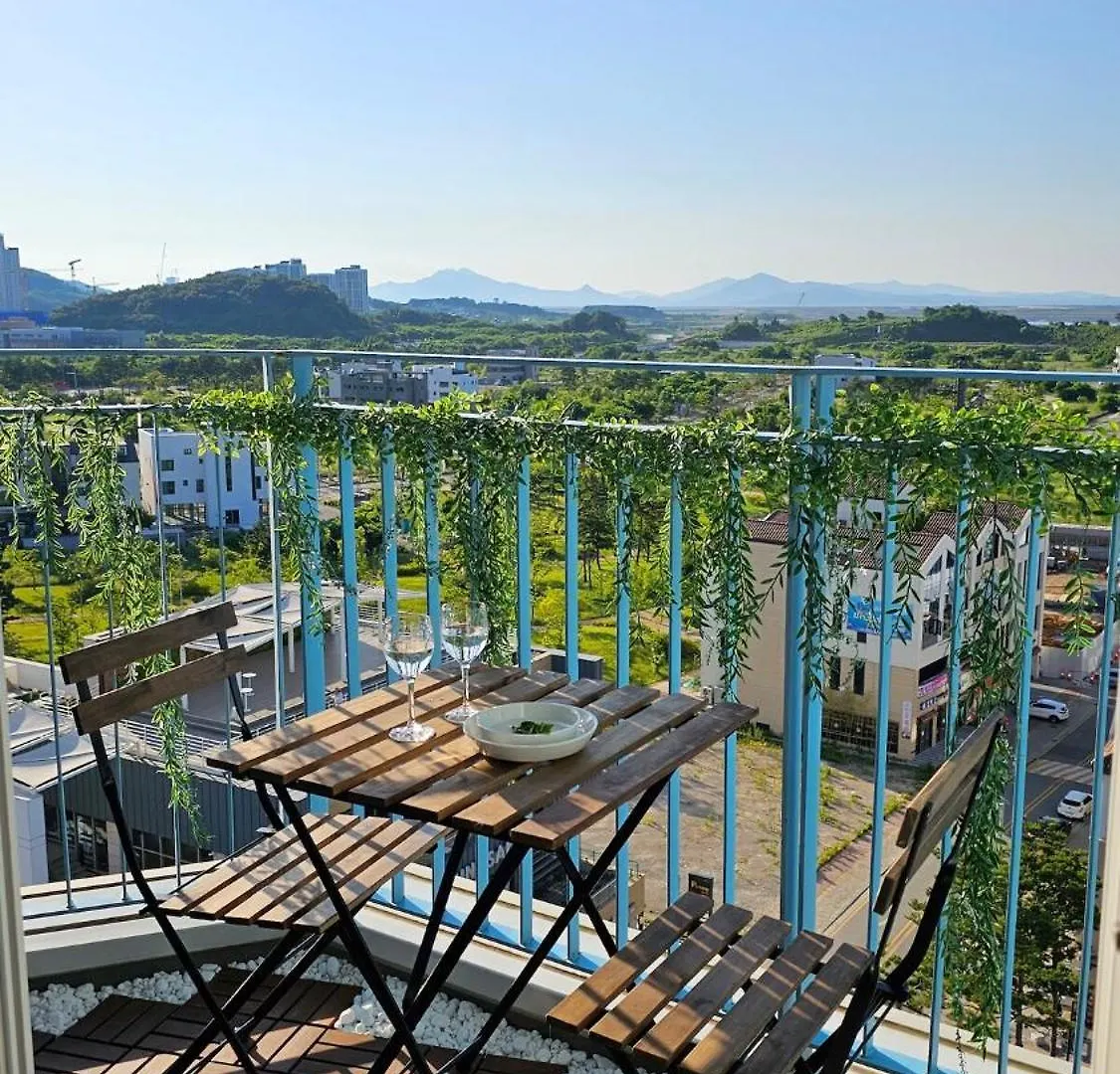 Ocean View-Exclusive Terrace-Yeongjongdo-Incheon Airport 20 Minutes-Full Option Aparthotel 0*, Incheon Coreia do Sul